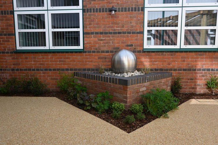 The Shakespeare Hospice - Hospice courtyard renovation to bring peace to patients and loved ones