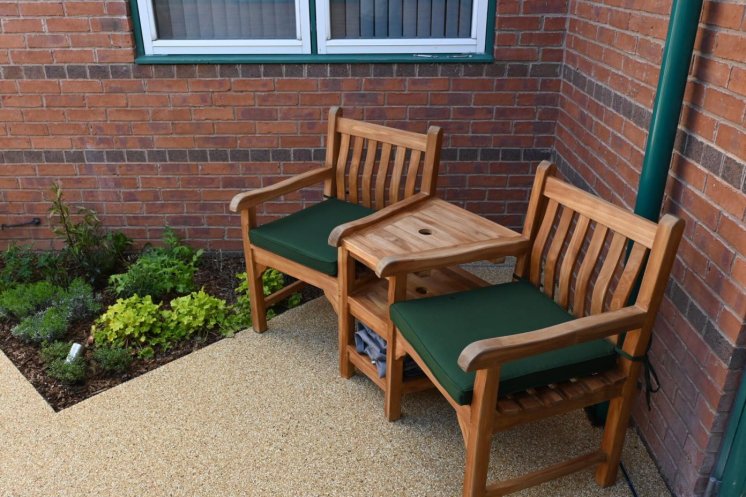 The Shakespeare Hospice - Hospice courtyard renovation to bring peace to patients and loved ones