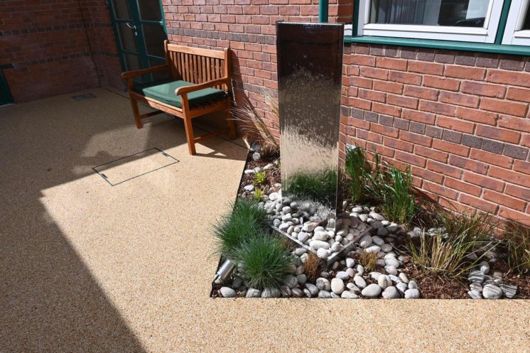 The Shakespeare Hospice - Hospice courtyard renovation to bring peace to patients and loved ones